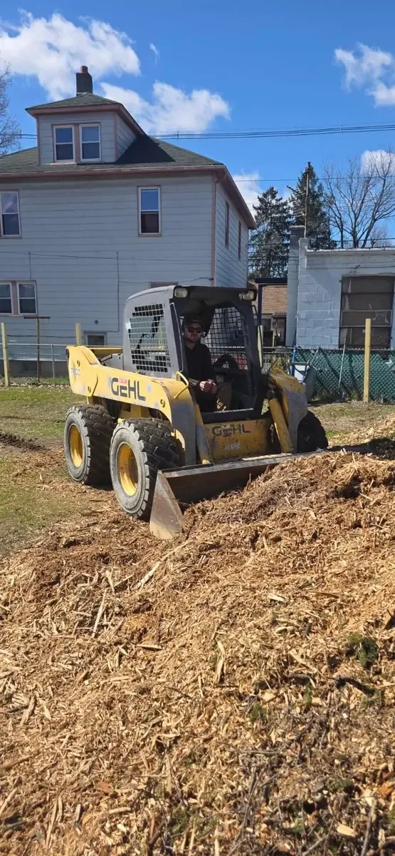 Green Neighbors Network volunteers making projects happen